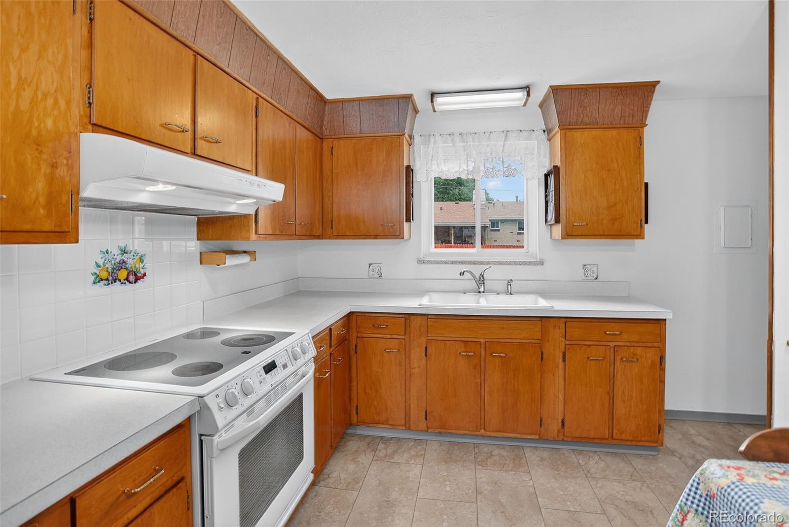MLS Image #6 for 12204 e dakota avenue,aurora, Colorado