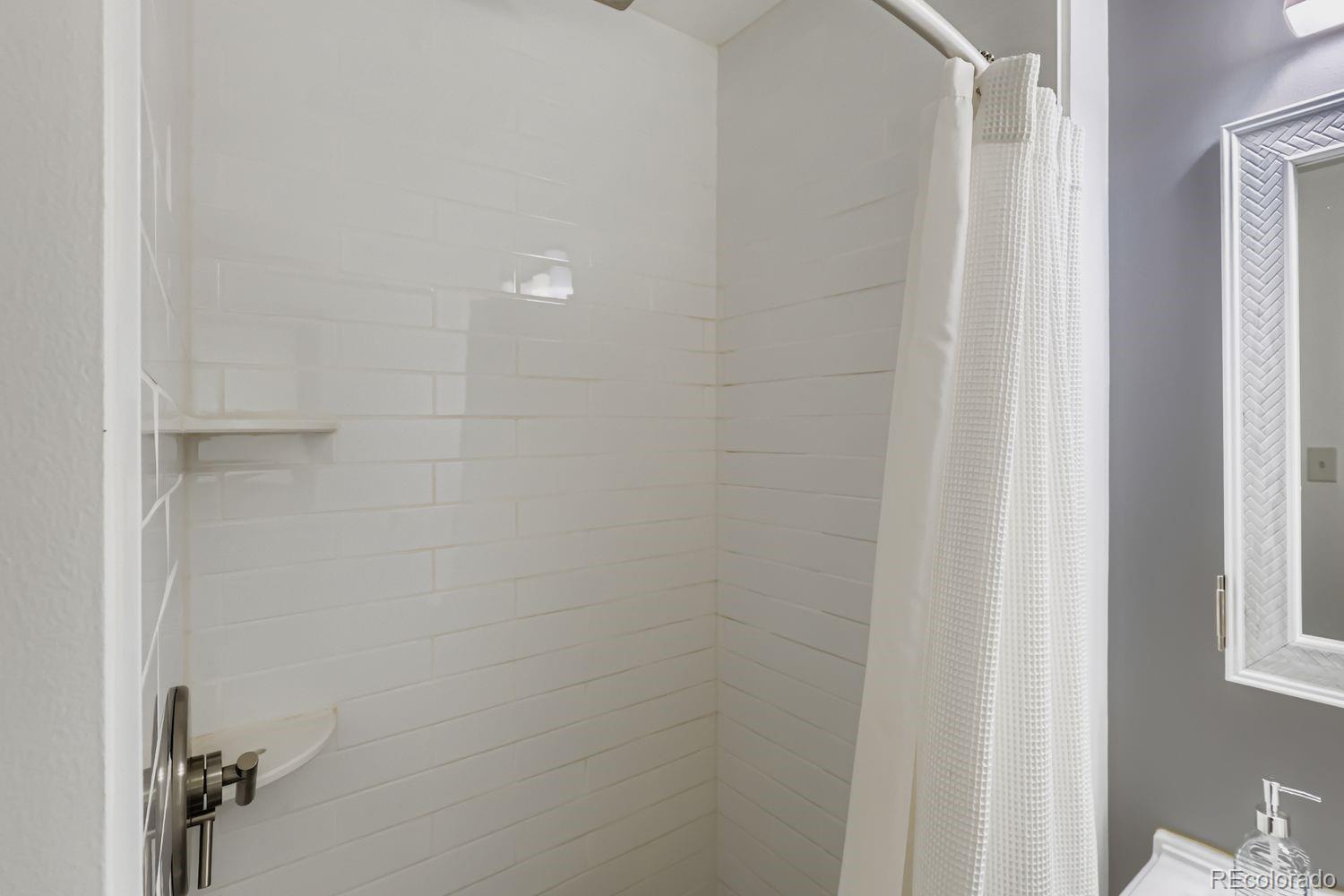 MLS Image #10 for 6773 e baker place,denver, Colorado