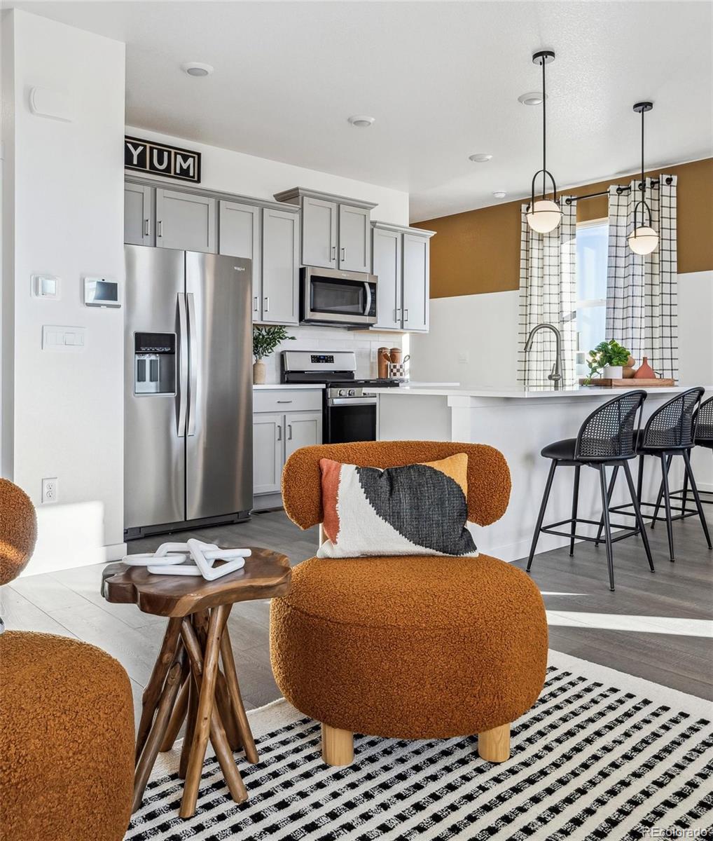 MLS Image #8 for 917  logan peak way,berthoud, Colorado