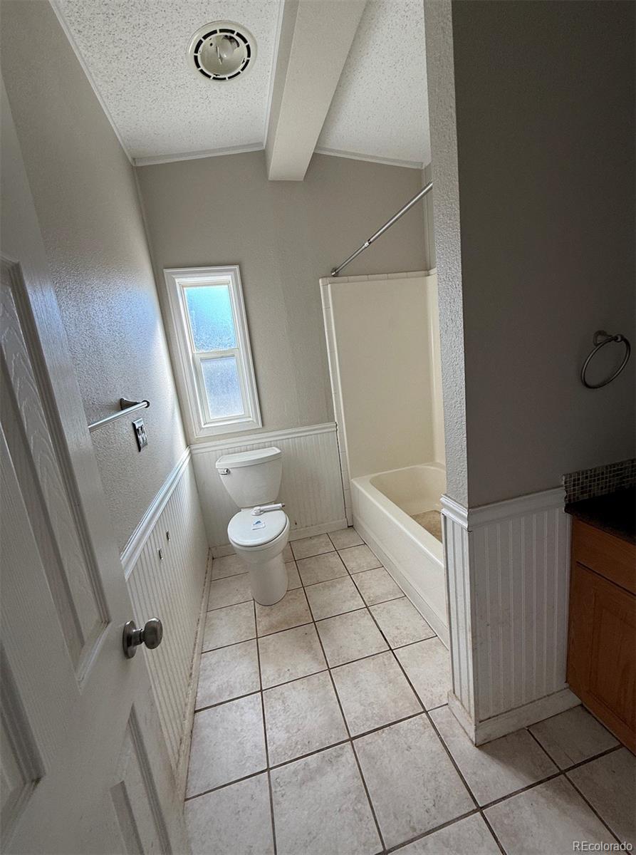 MLS Image #17 for 309 e poplar street,elizabeth, Colorado
