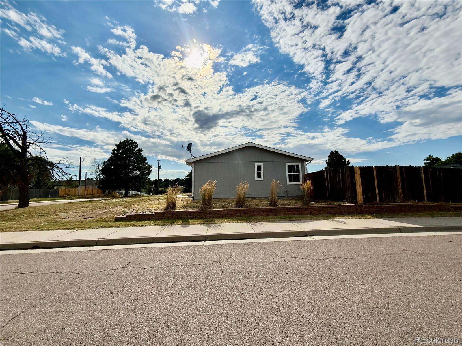 MLS Image #3 for 309 e poplar street,elizabeth, Colorado