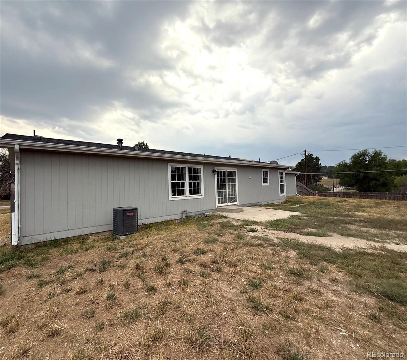 MLS Image #5 for 309 e poplar street,elizabeth, Colorado