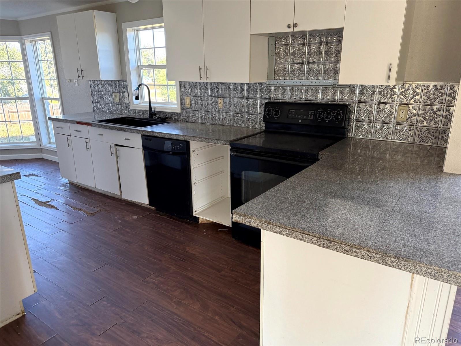 MLS Image #6 for 309 e poplar street,elizabeth, Colorado