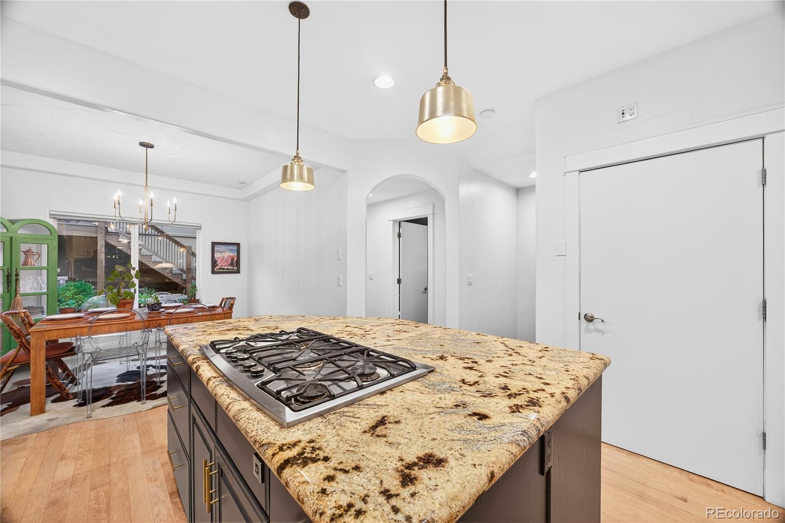 MLS Image #14 for 2644 s sherman street,denver, Colorado