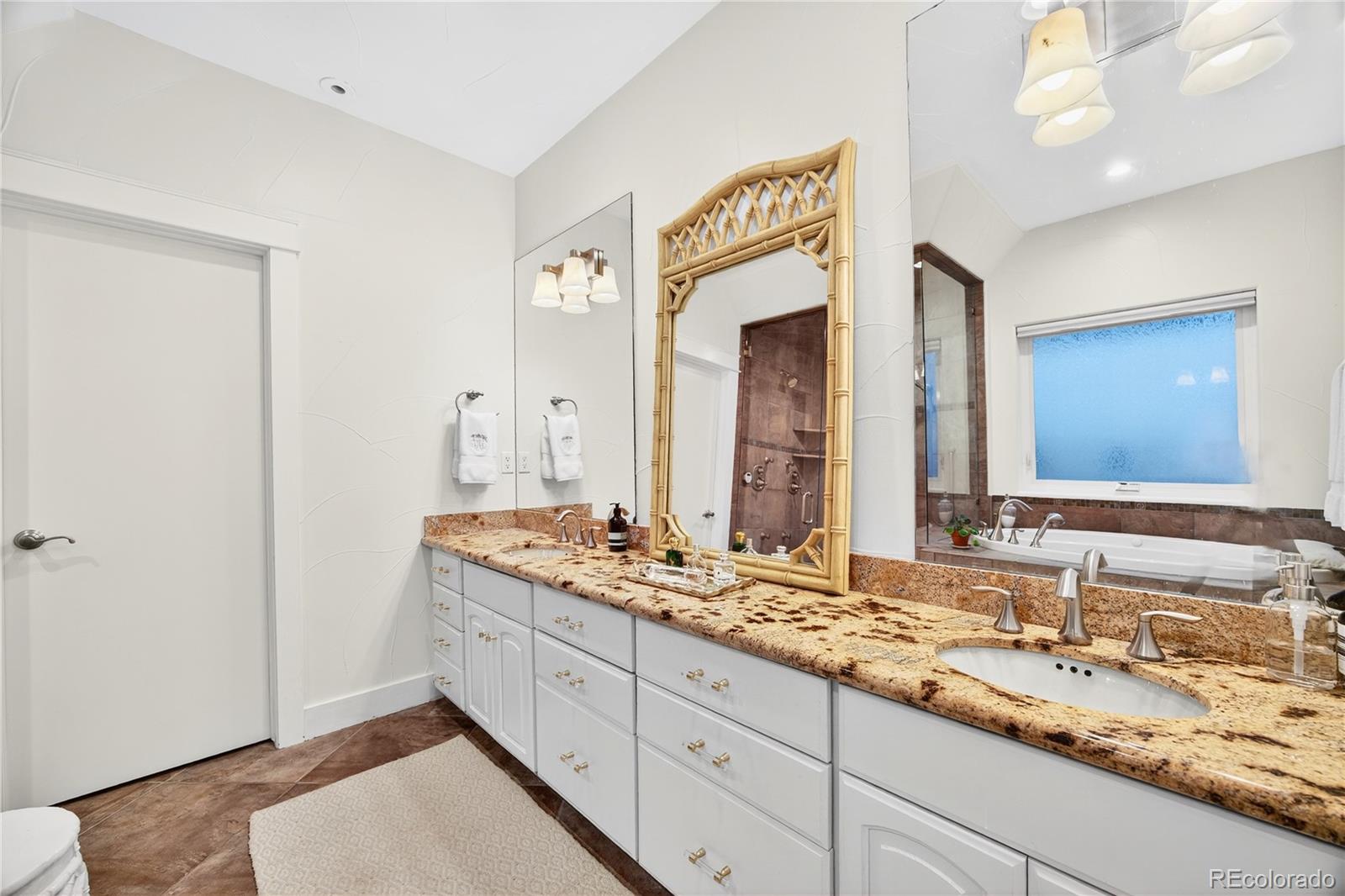 MLS Image #27 for 2644 s sherman street,denver, Colorado