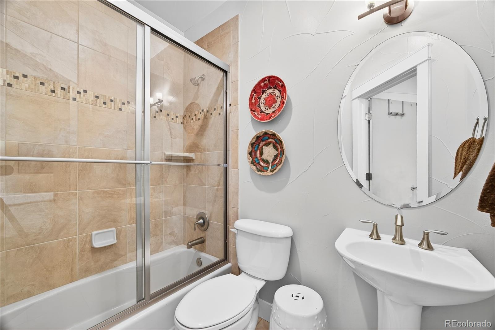 MLS Image #31 for 2644 s sherman street,denver, Colorado