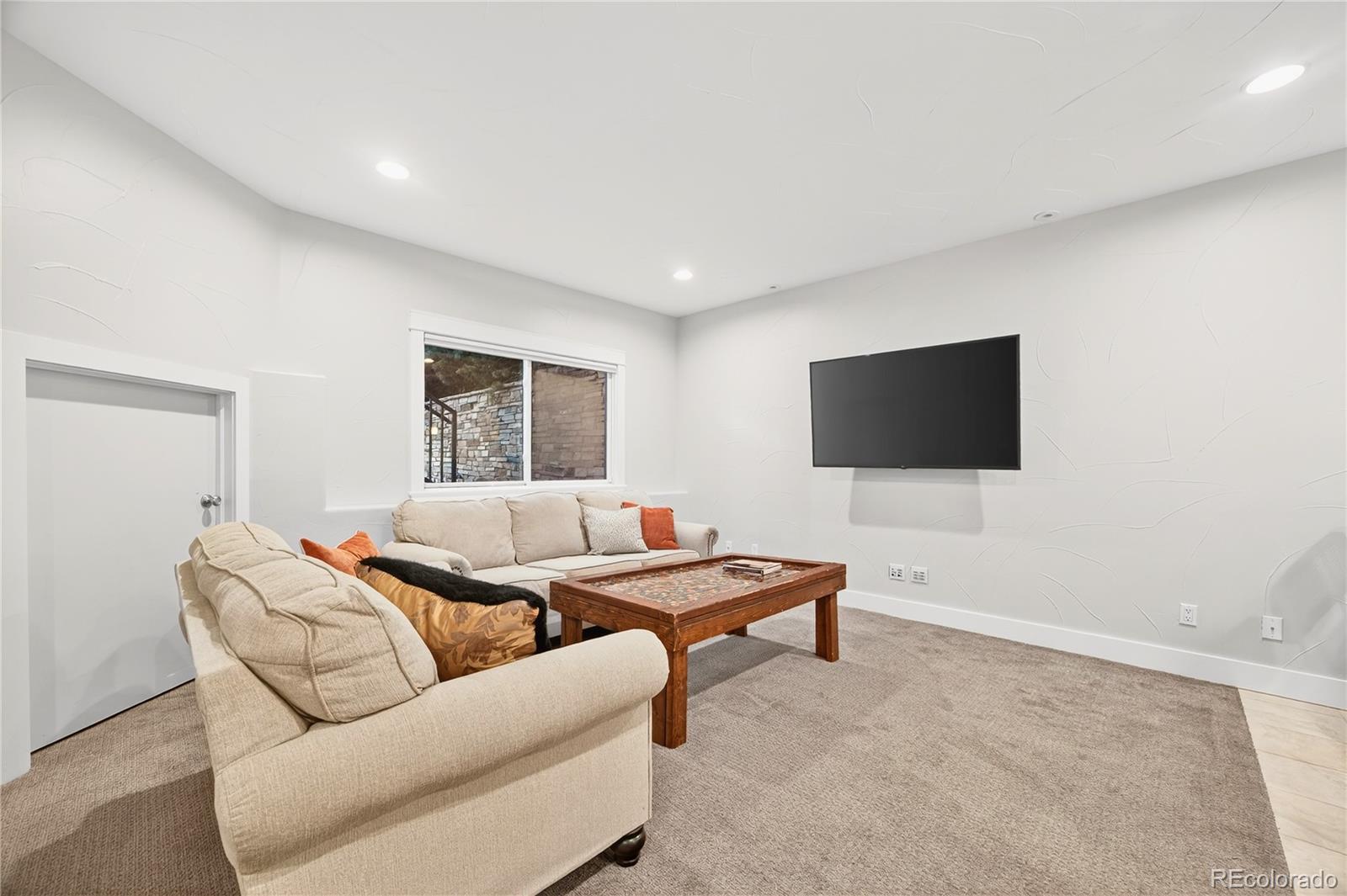 MLS Image #33 for 2644 s sherman street,denver, Colorado