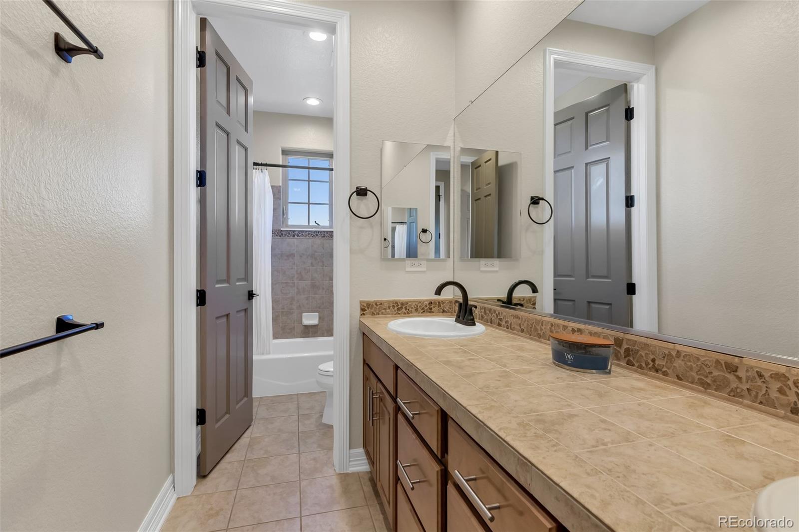 MLS Image #26 for 6190  massive peak circle,castle rock, Colorado