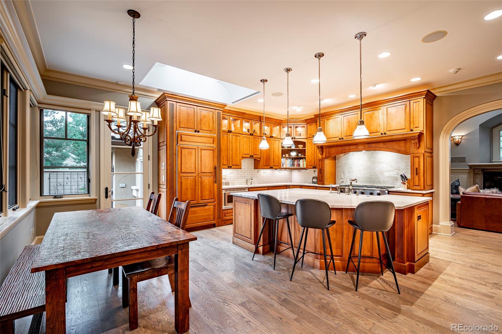 MLS Image #19 for 7450 e 6th avenue,denver, Colorado