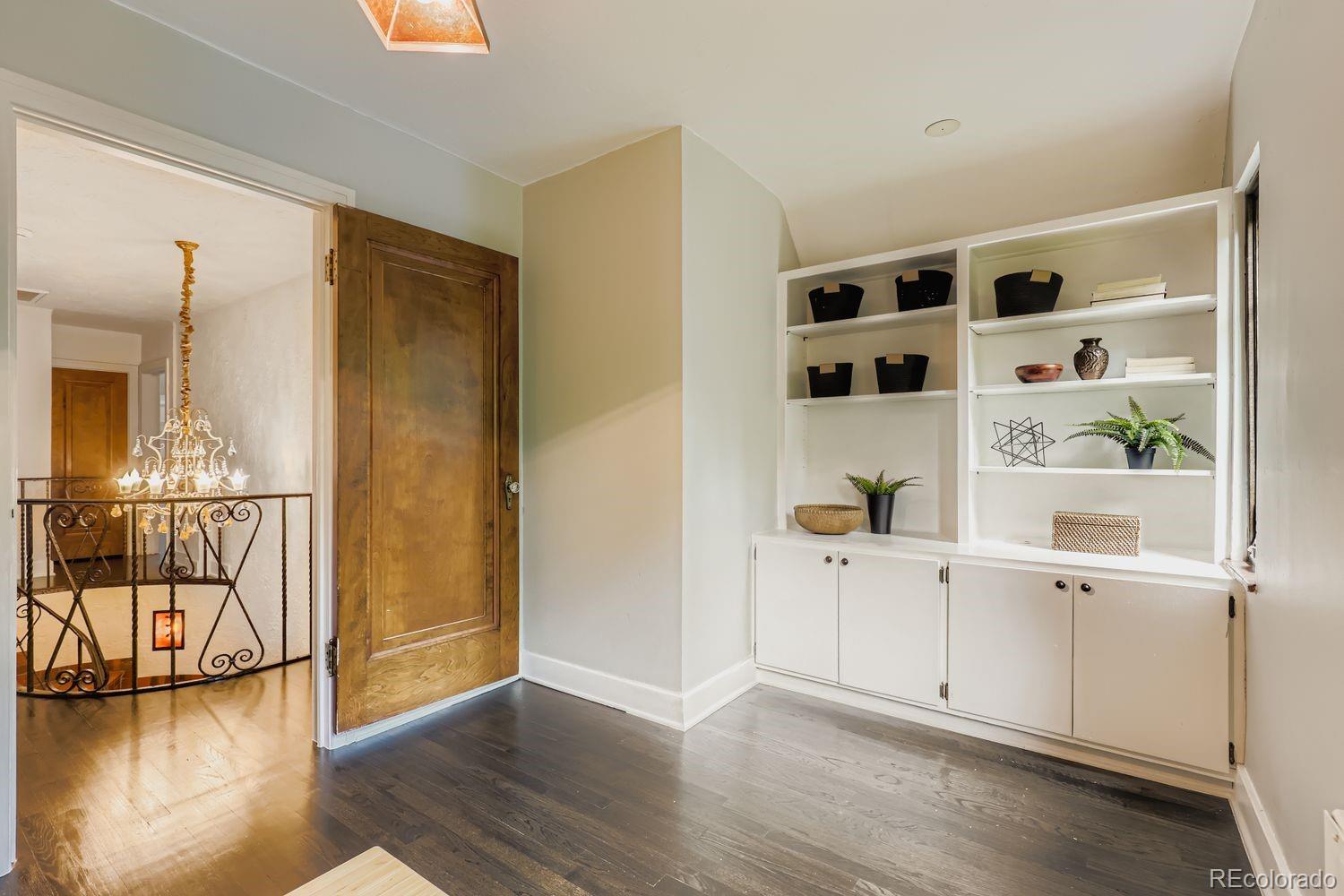 MLS Image #18 for 1795 n monaco parkway,denver, Colorado