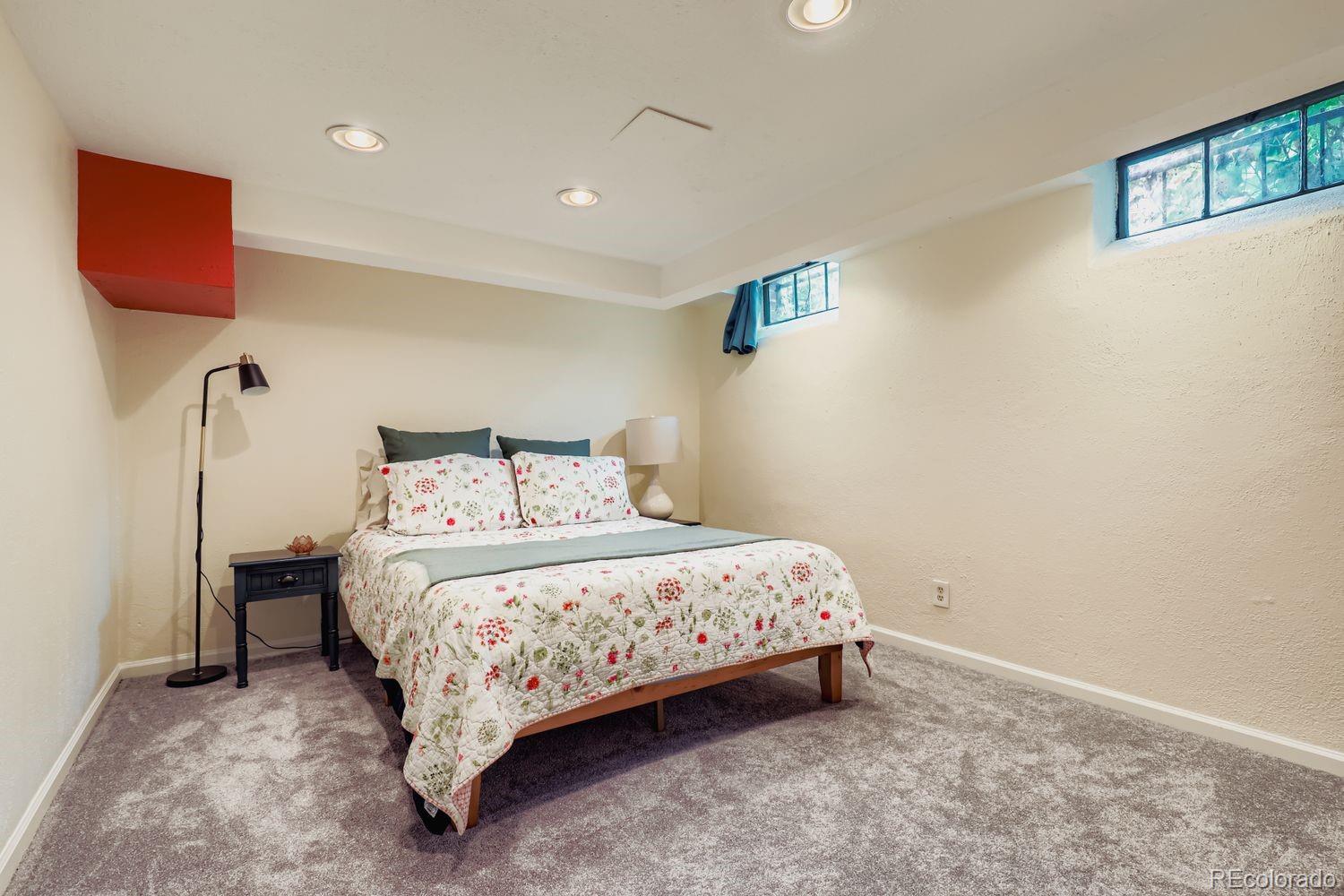 MLS Image #23 for 1795 n monaco parkway,denver, Colorado