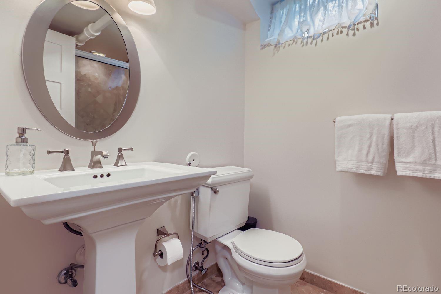 MLS Image #24 for 1795 n monaco parkway,denver, Colorado