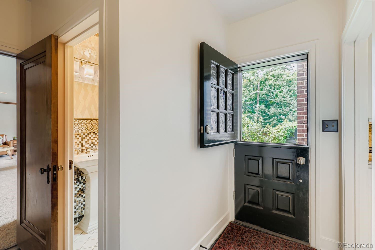 MLS Image #27 for 1795 n monaco parkway,denver, Colorado