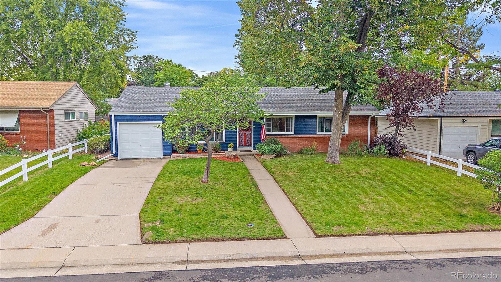 MLS Image #3 for 2540 s cherry street,denver, Colorado