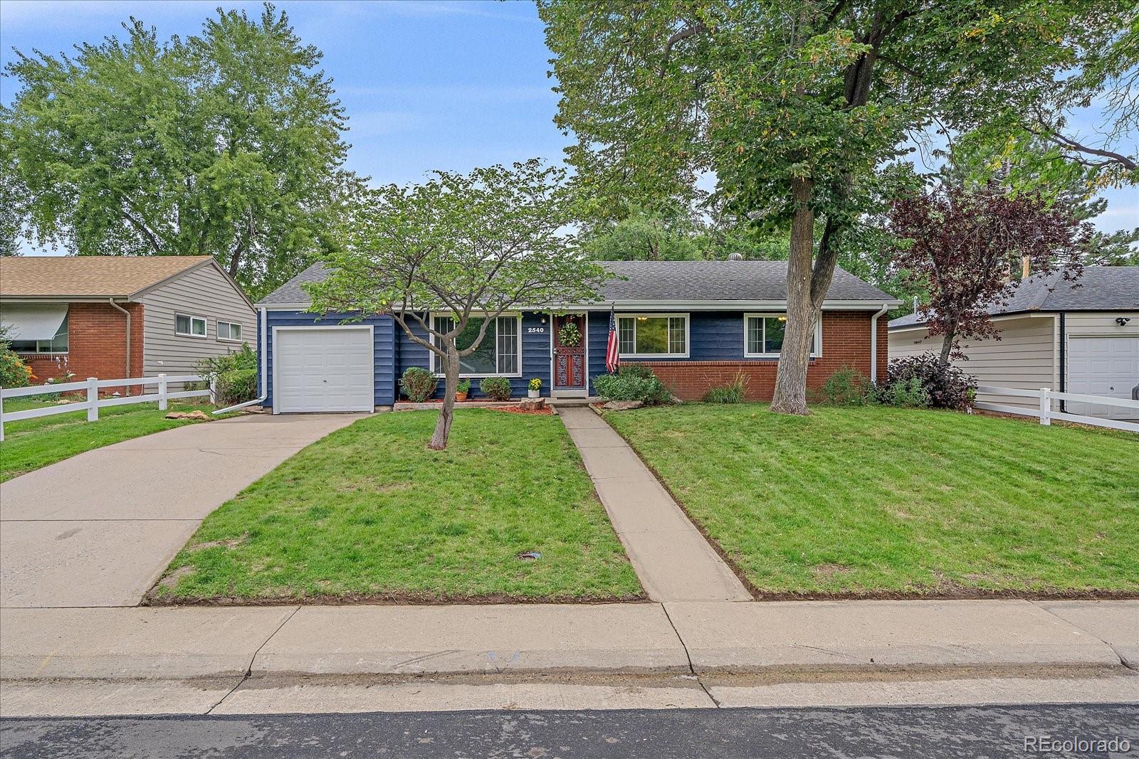 MLS Image #6 for 2540 s cherry street,denver, Colorado