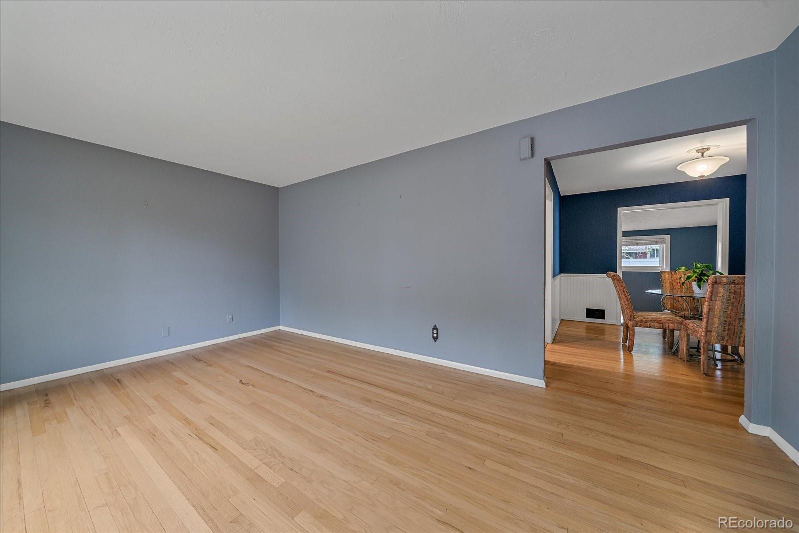 MLS Image #9 for 2540 s cherry street,denver, Colorado