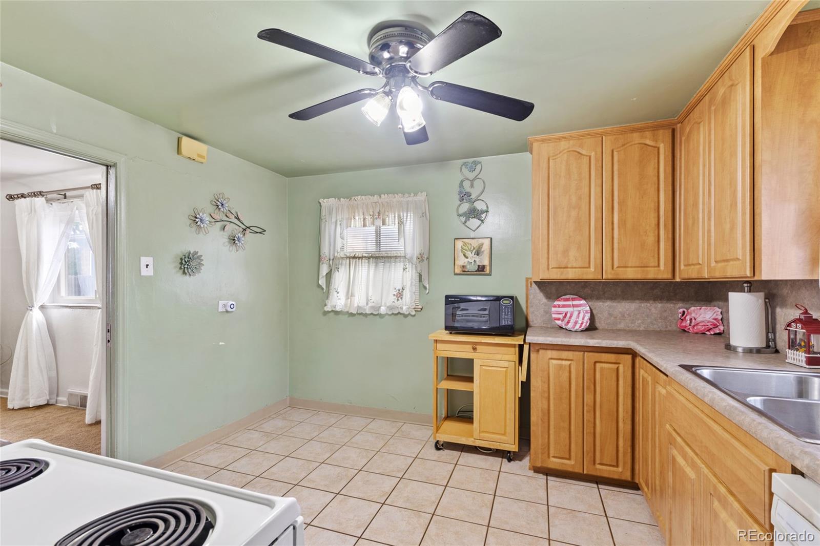 MLS Image #12 for 2631  kearney street,denver, Colorado