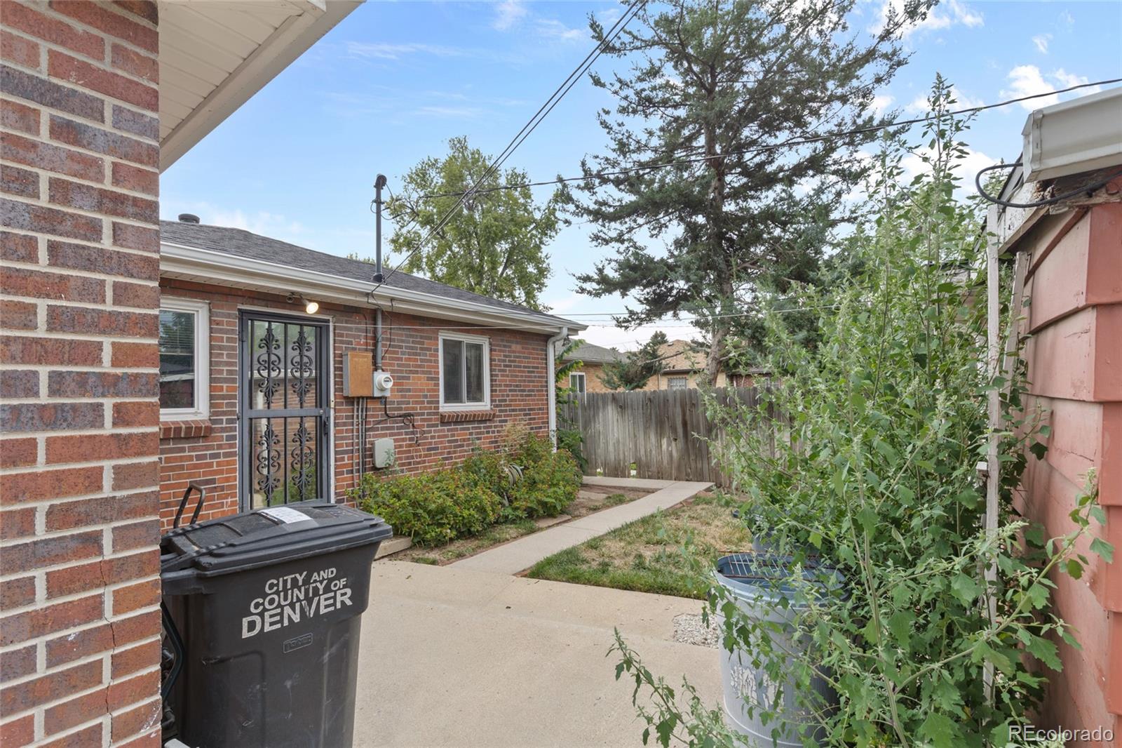 MLS Image #25 for 2631  kearney street,denver, Colorado
