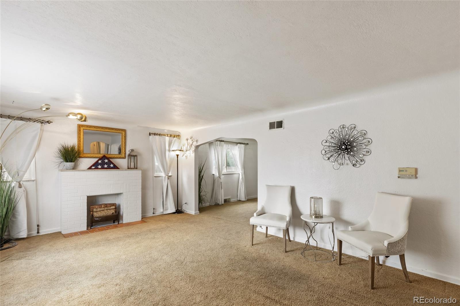 MLS Image #4 for 2631  kearney street,denver, Colorado