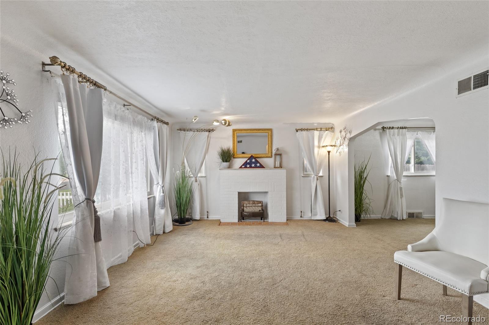 MLS Image #5 for 2631  kearney street,denver, Colorado