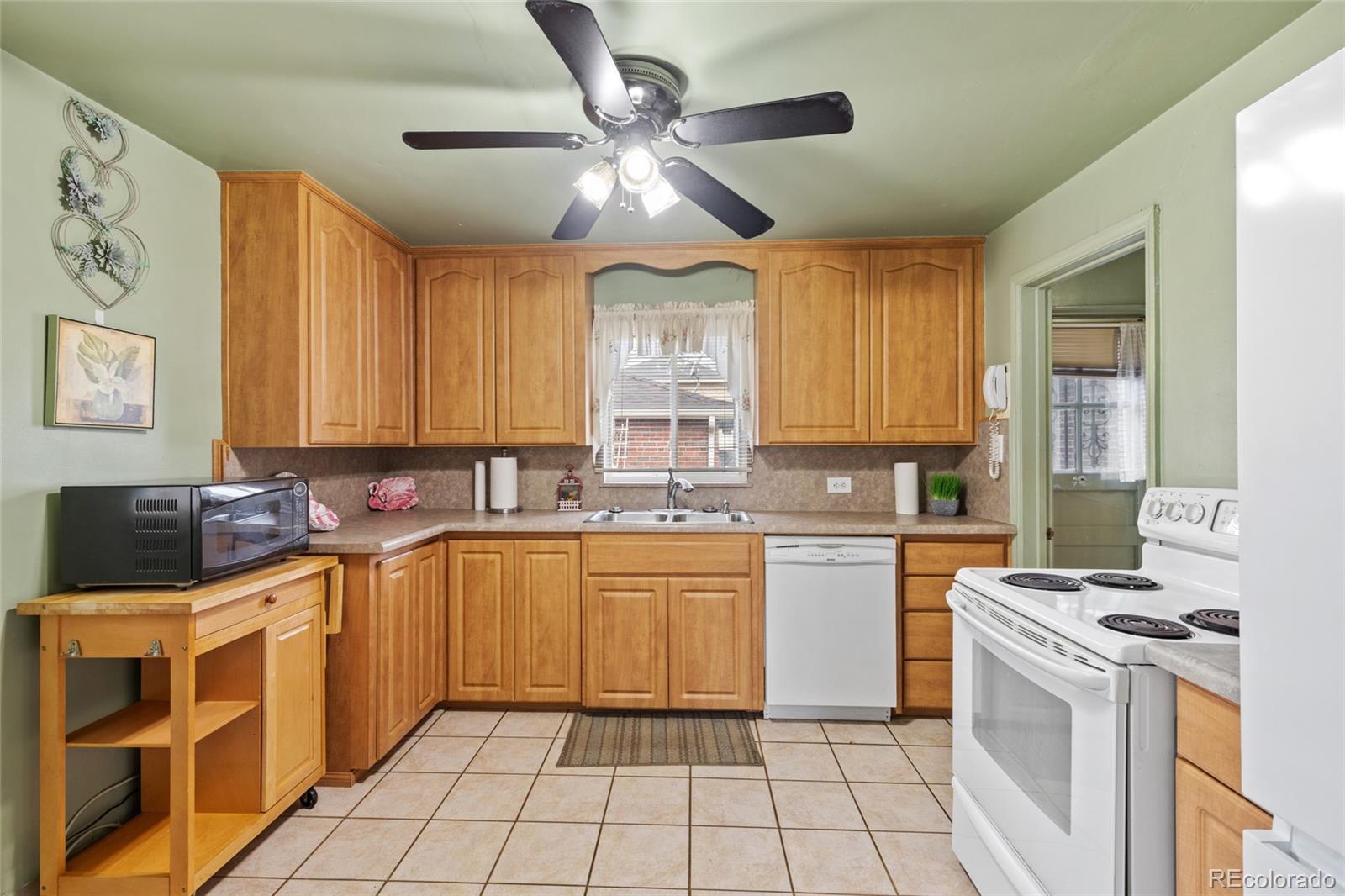 MLS Image #8 for 2631  kearney street,denver, Colorado