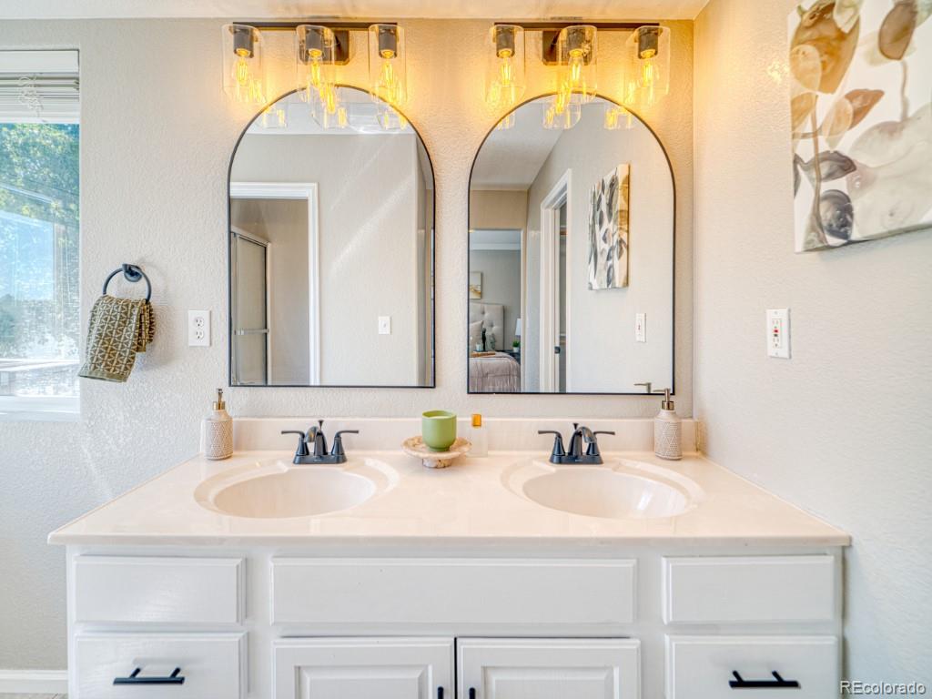 MLS Image #13 for 7809 s flower street,littleton, Colorado