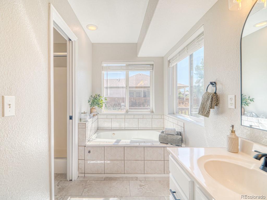 MLS Image #15 for 7809 s flower street,littleton, Colorado