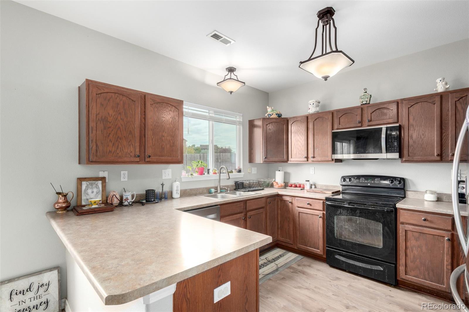 MLS Image #4 for 2034  lillian way,colorado springs, Colorado