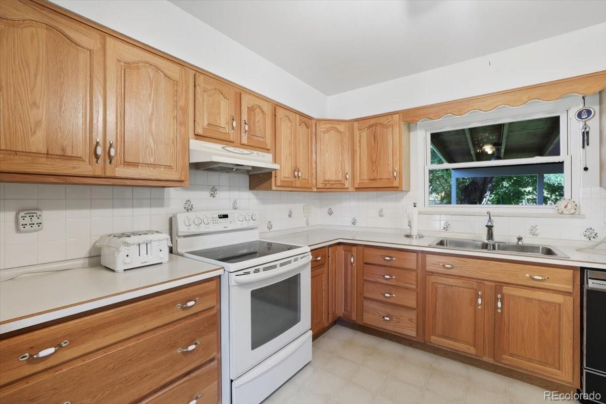 MLS Image #7 for 1735  wooten road,colorado springs, Colorado