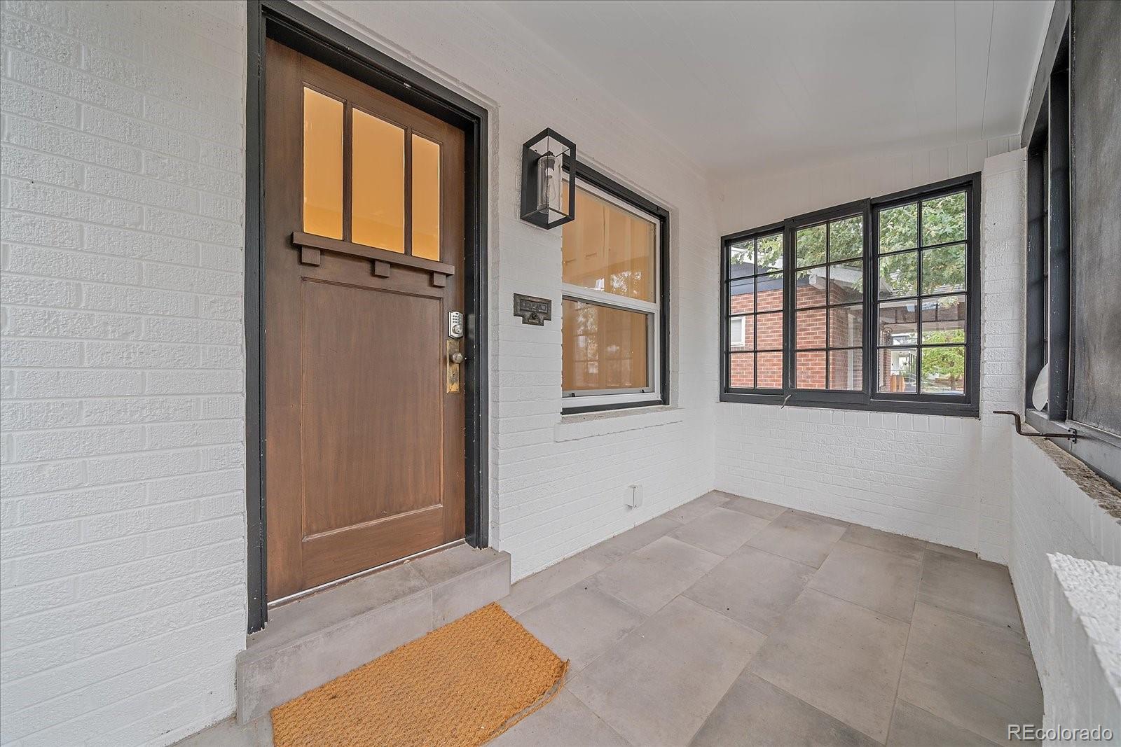 MLS Image #14 for 2082 s lincoln street,denver, Colorado