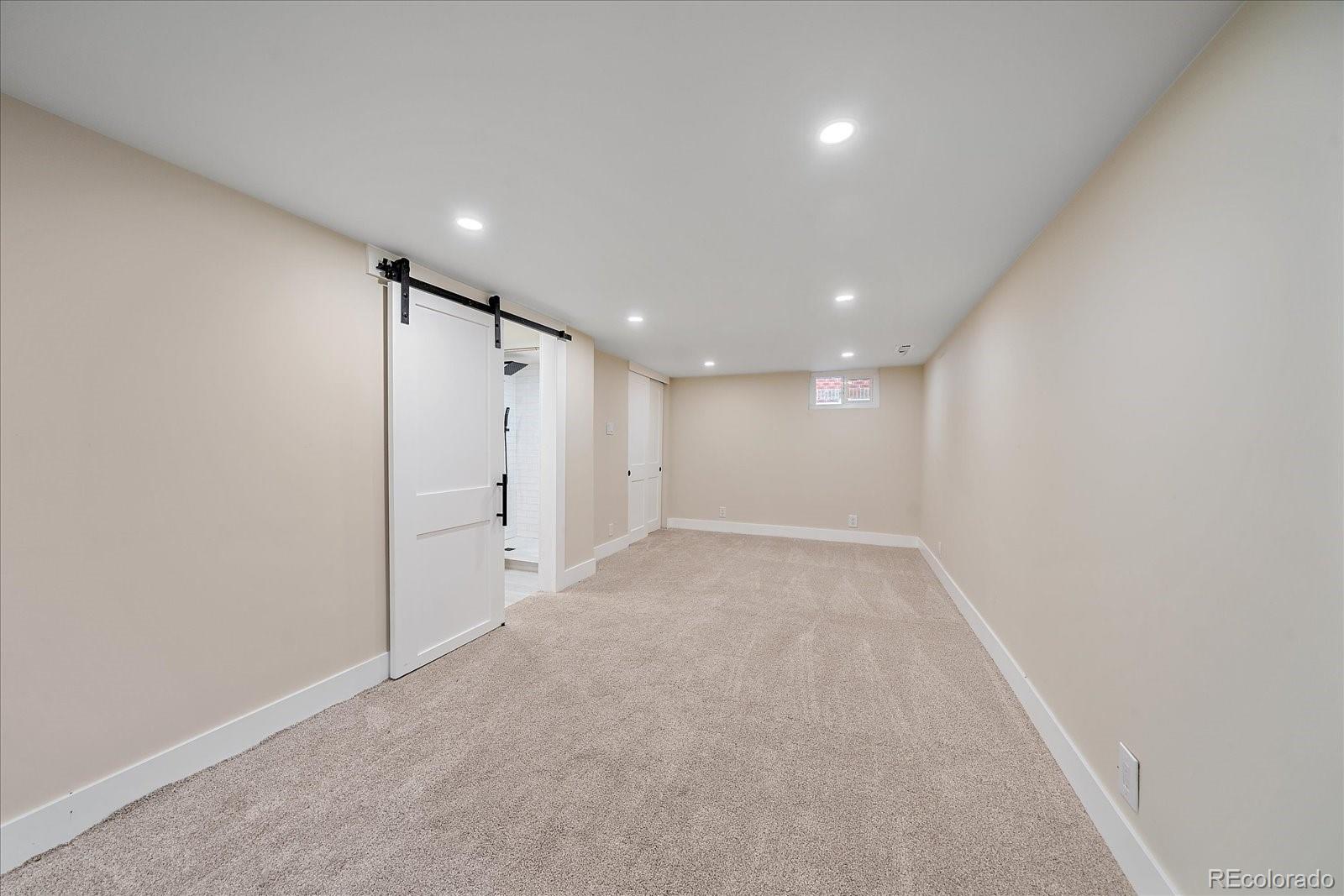 MLS Image #20 for 2082 s lincoln street,denver, Colorado