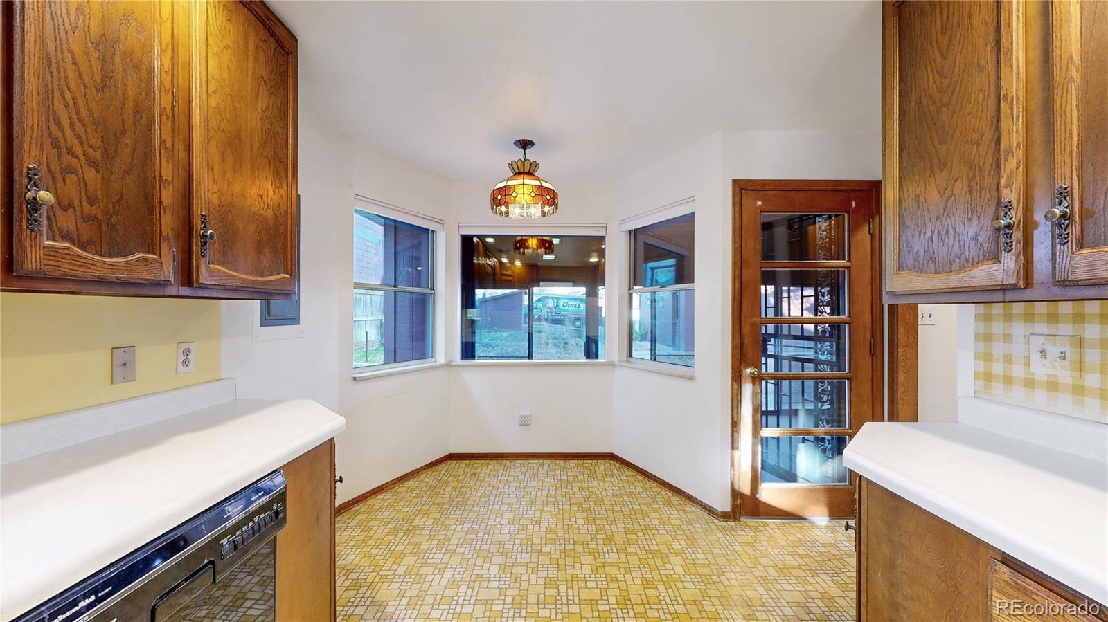 MLS Image #11 for 5529 s greenwood street,littleton, Colorado
