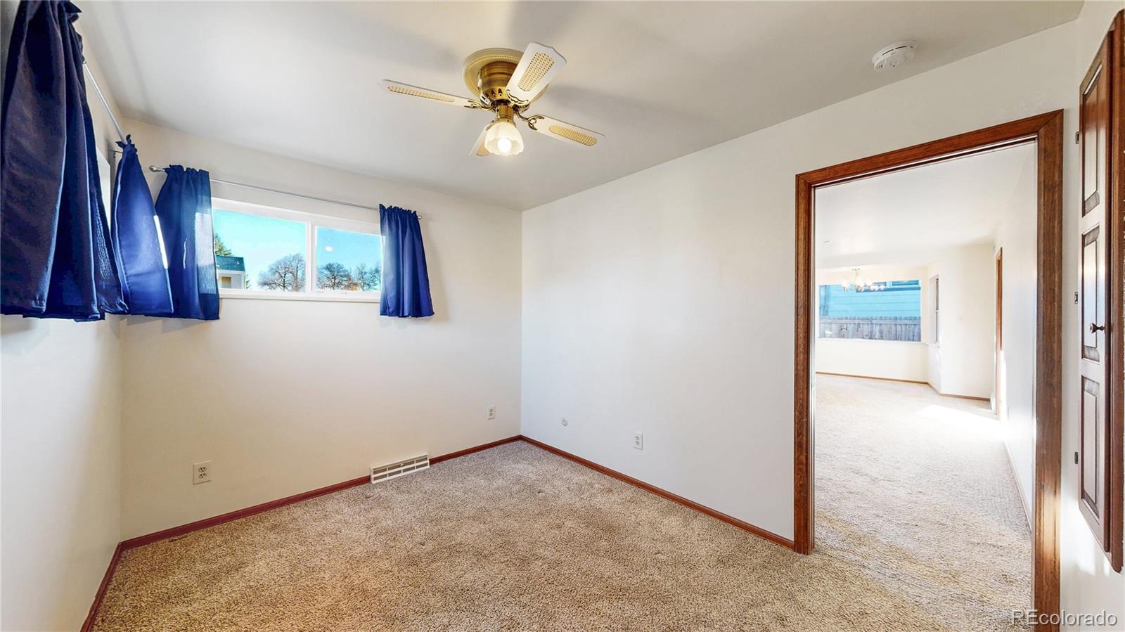 MLS Image #17 for 5529 s greenwood street,littleton, Colorado
