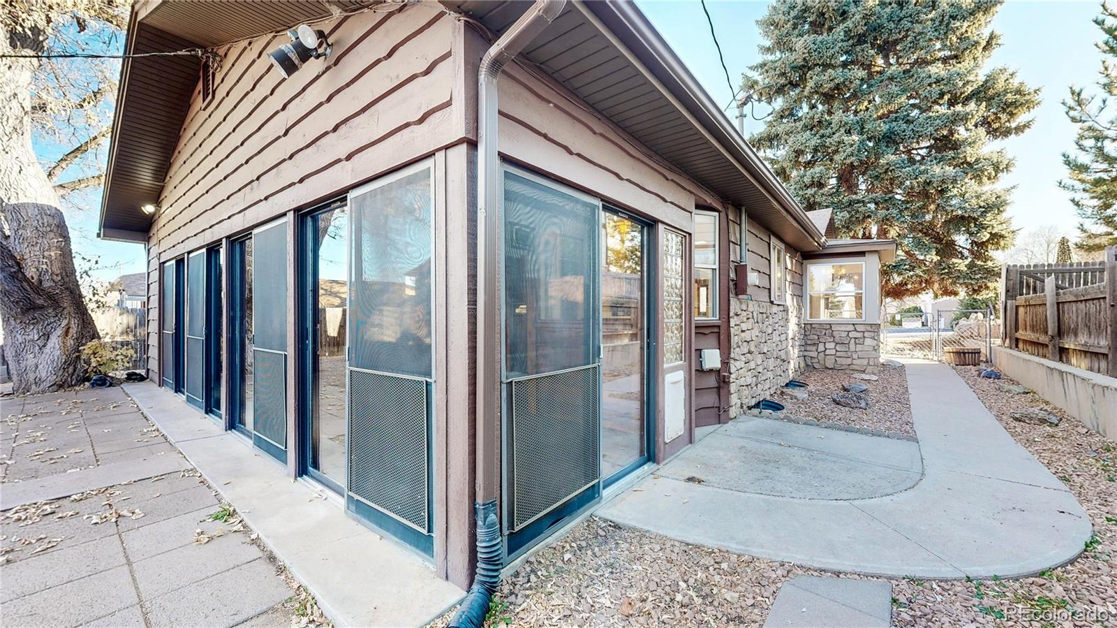 MLS Image #38 for 5529 s greenwood street,littleton, Colorado