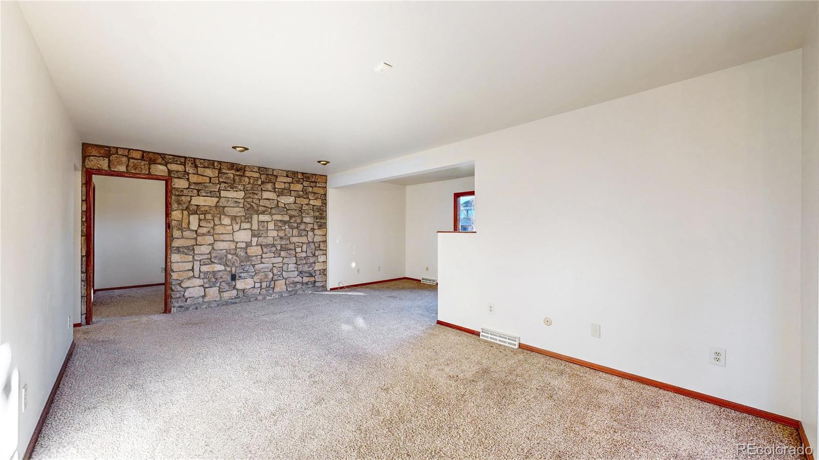 MLS Image #6 for 5529 s greenwood street,littleton, Colorado