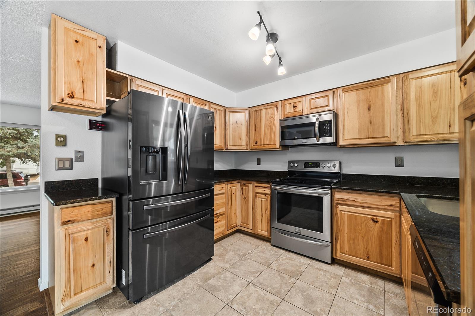 MLS Image #6 for 3632 s mobile way,aurora, Colorado