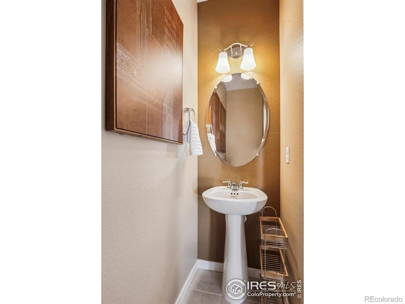 MLS Image #16 for 917  logan peak way,berthoud, Colorado