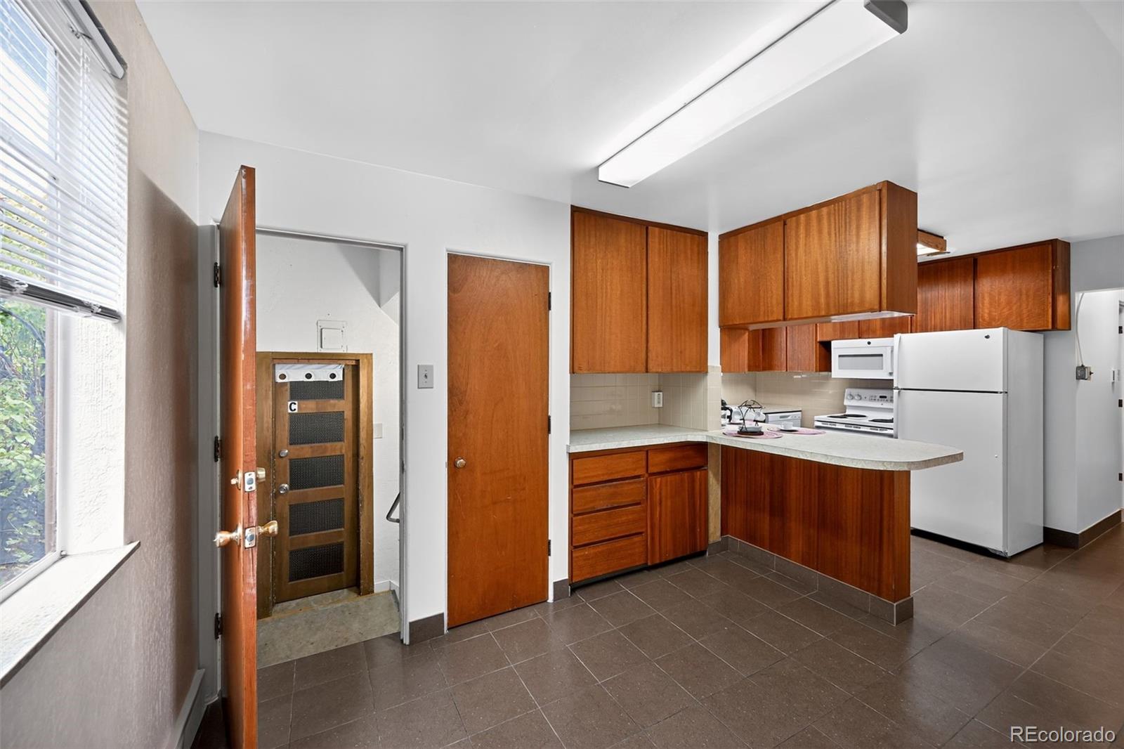 MLS Image #11 for 1955 w virginia avenue,denver, Colorado