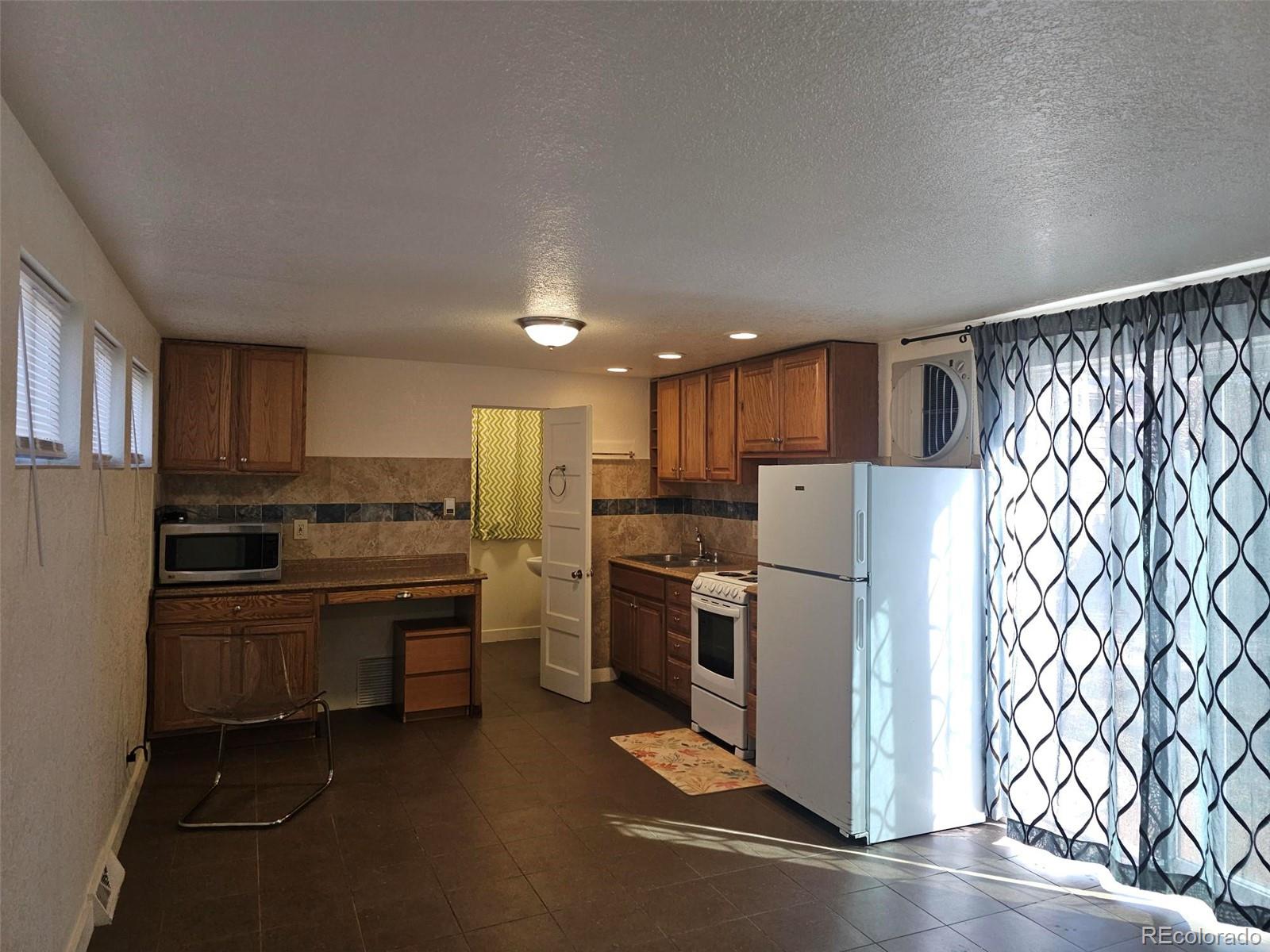 MLS Image #32 for 1955 w virginia avenue,denver, Colorado