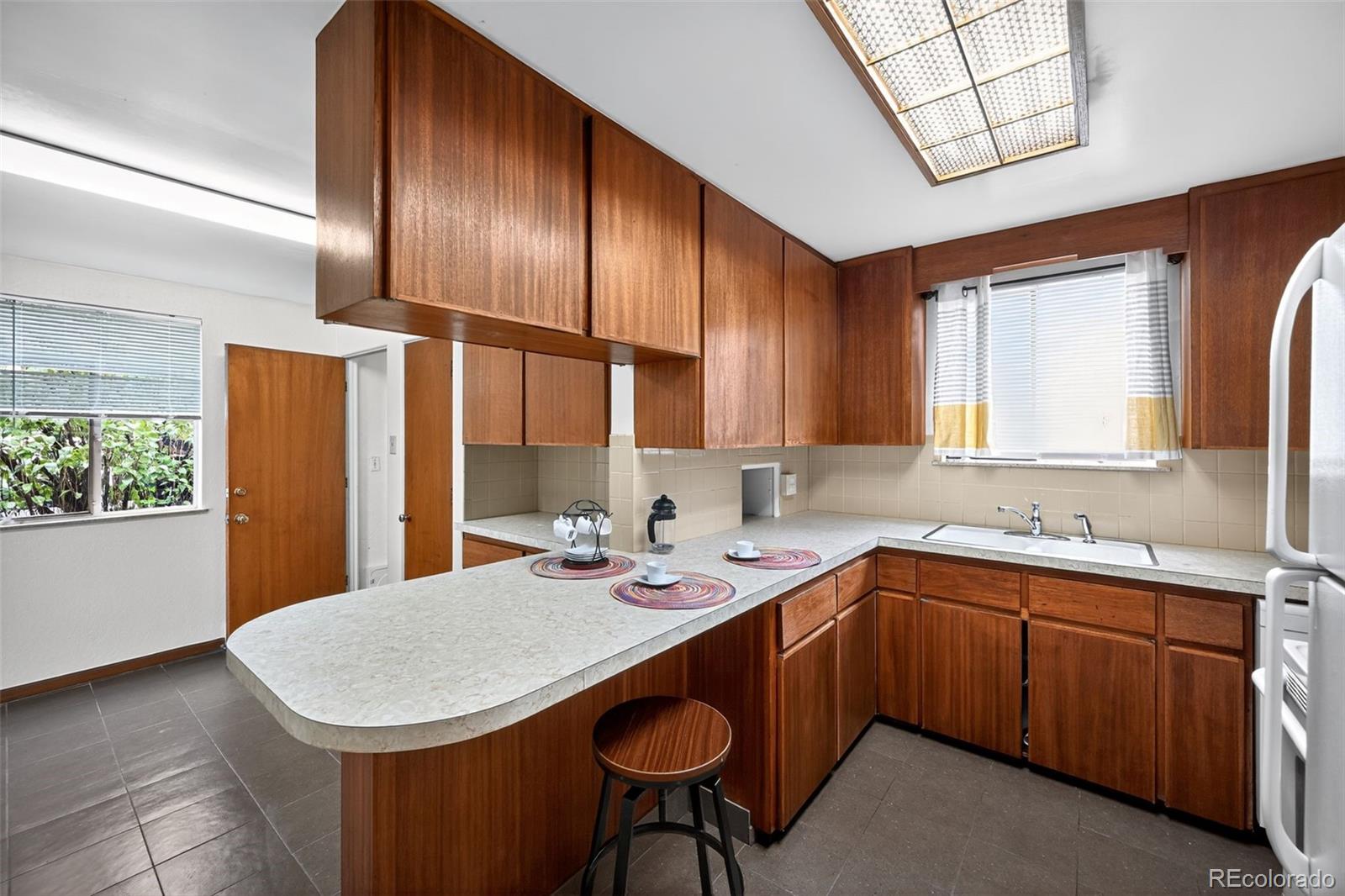 MLS Image #8 for 1955 w virginia avenue,denver, Colorado