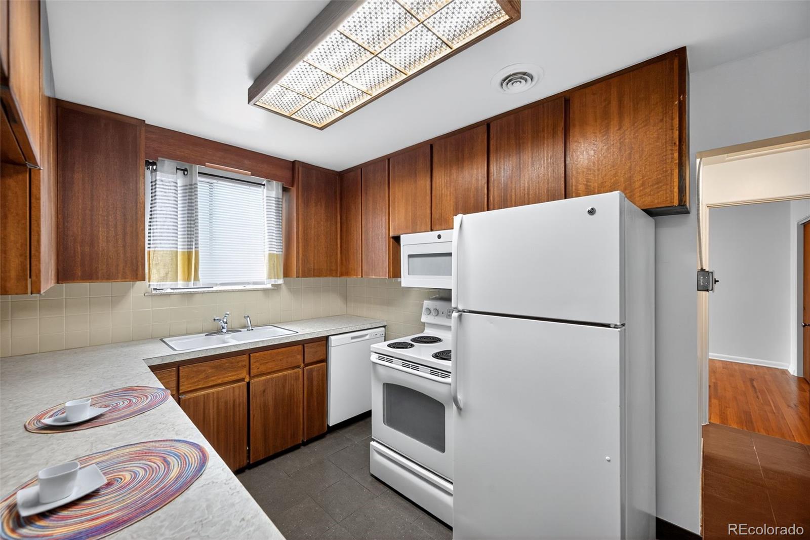 MLS Image #9 for 1955 w virginia avenue,denver, Colorado
