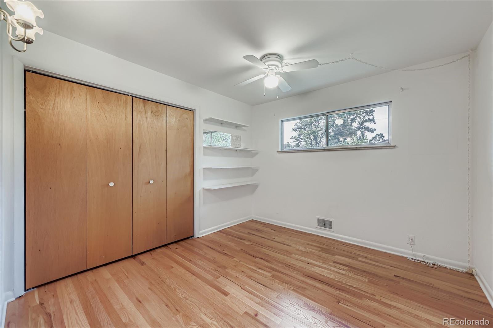 MLS Image #11 for 1693 s elm street,denver, Colorado