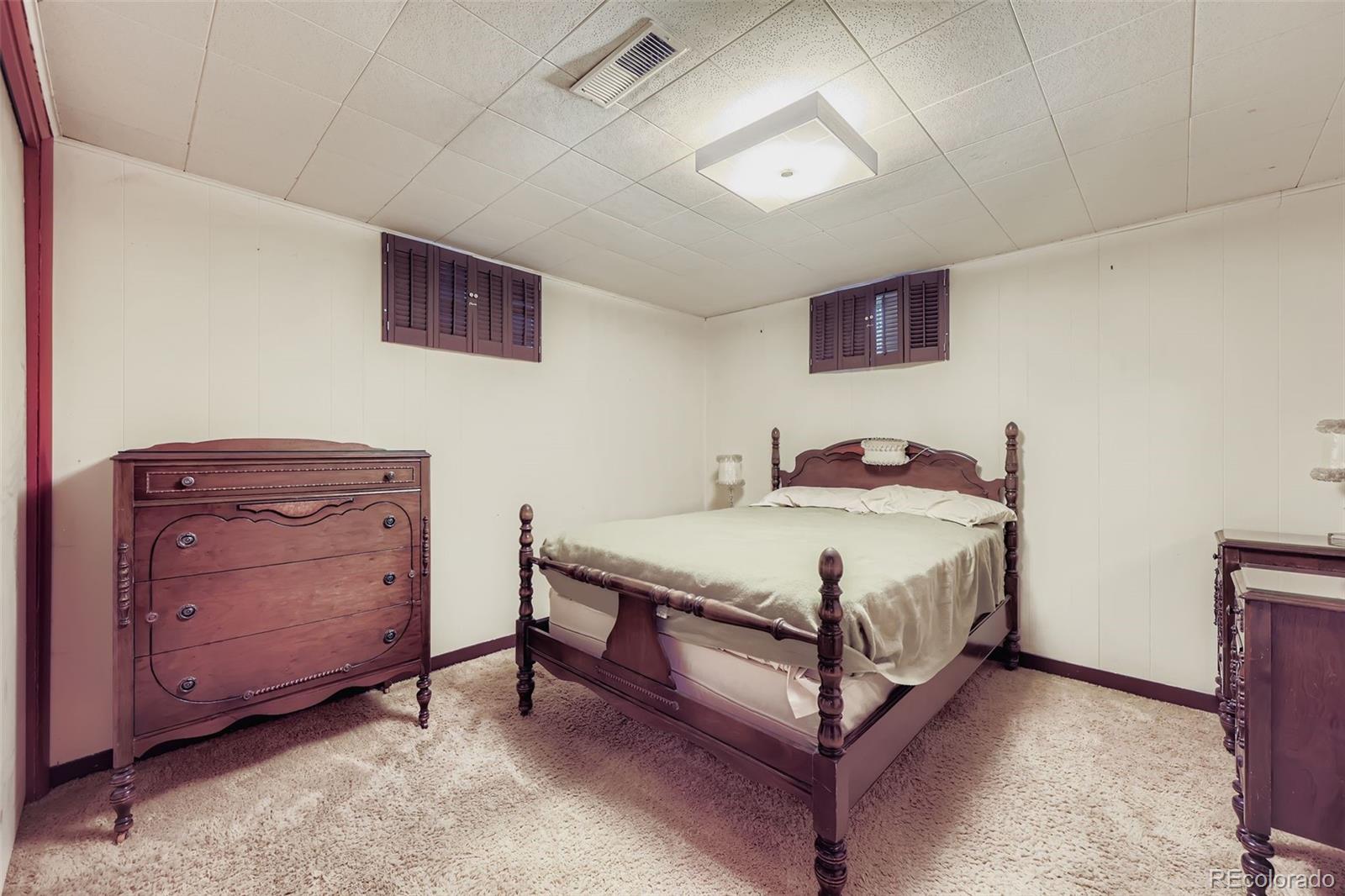 MLS Image #22 for 1693 s elm street,denver, Colorado