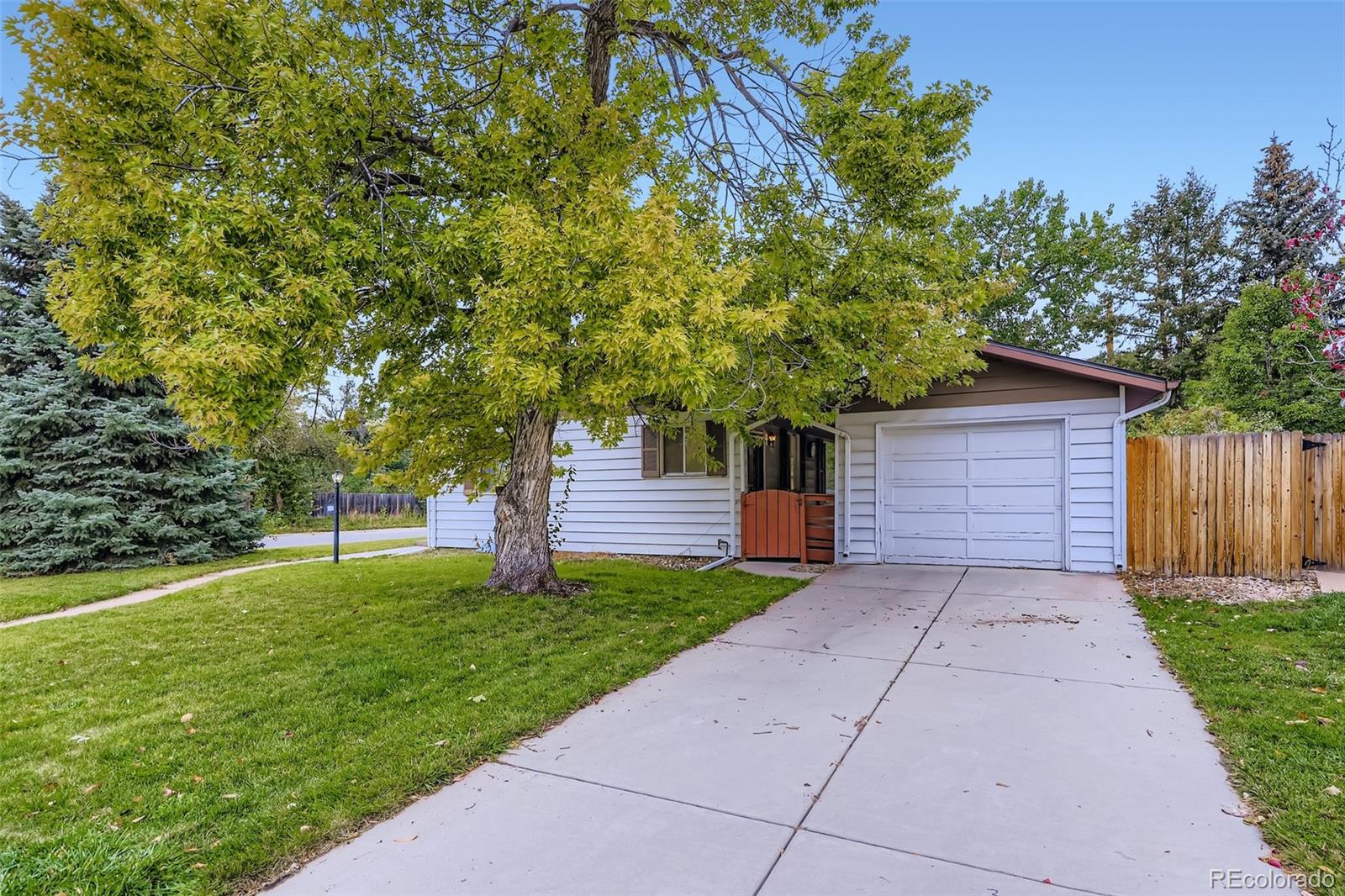 MLS Image #27 for 1693 s elm street,denver, Colorado