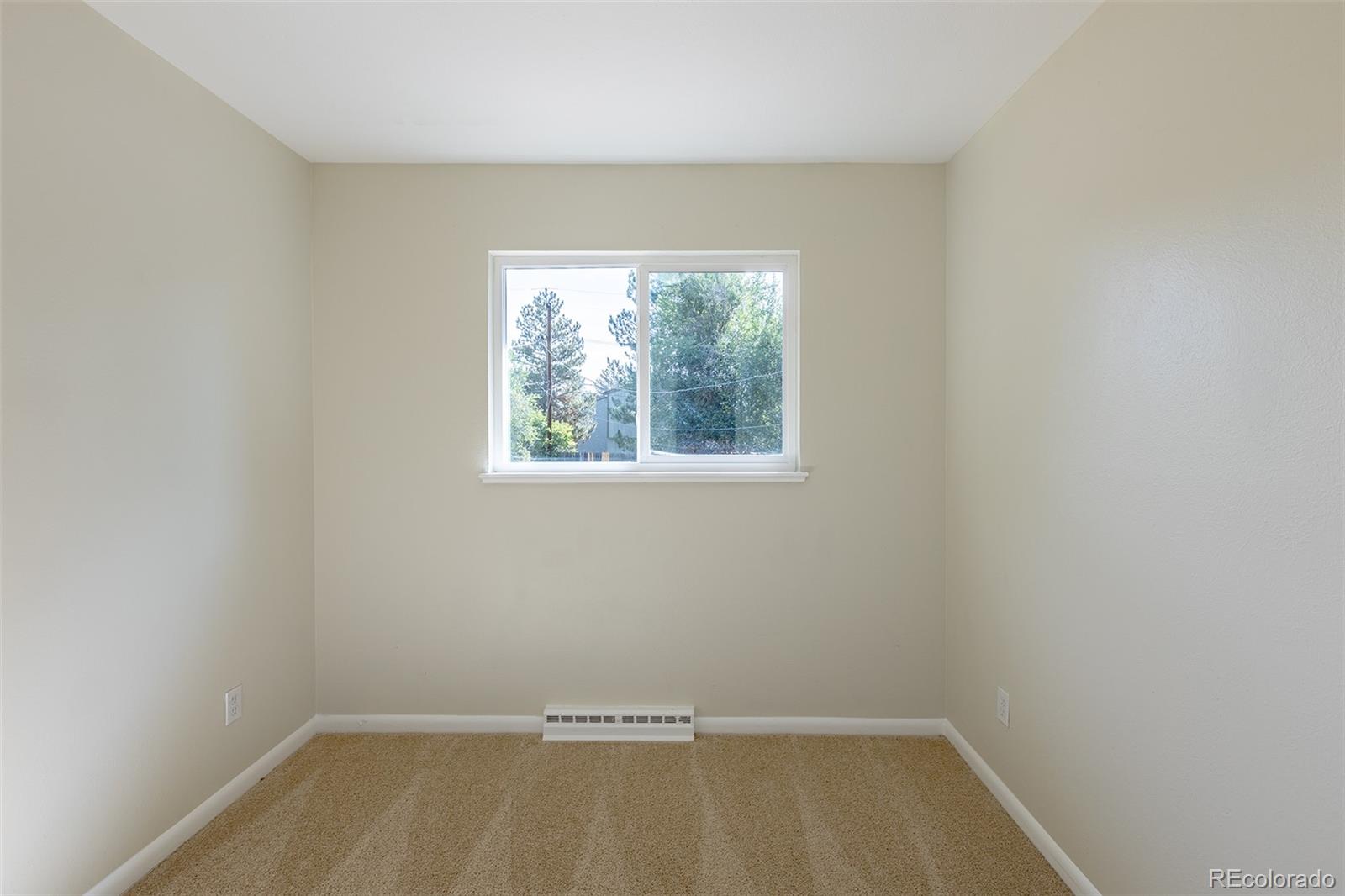 MLS Image #10 for 1544 s clay street,denver, Colorado