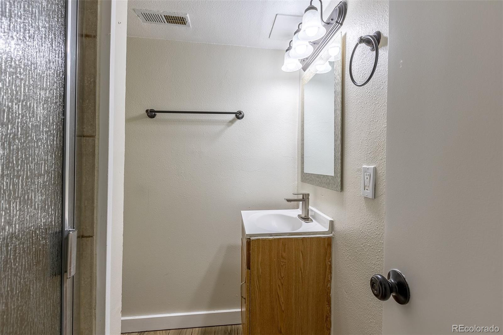 MLS Image #27 for 1544 s clay street,denver, Colorado