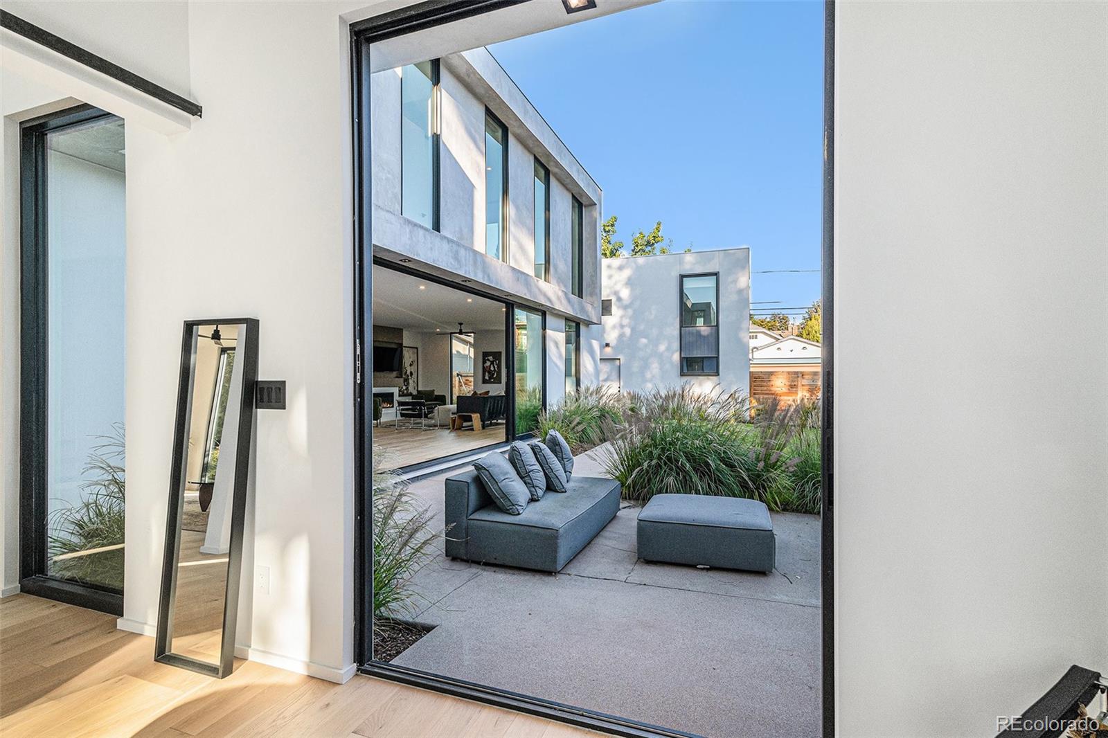 MLS Image #21 for 1626 s sherman street,denver, Colorado