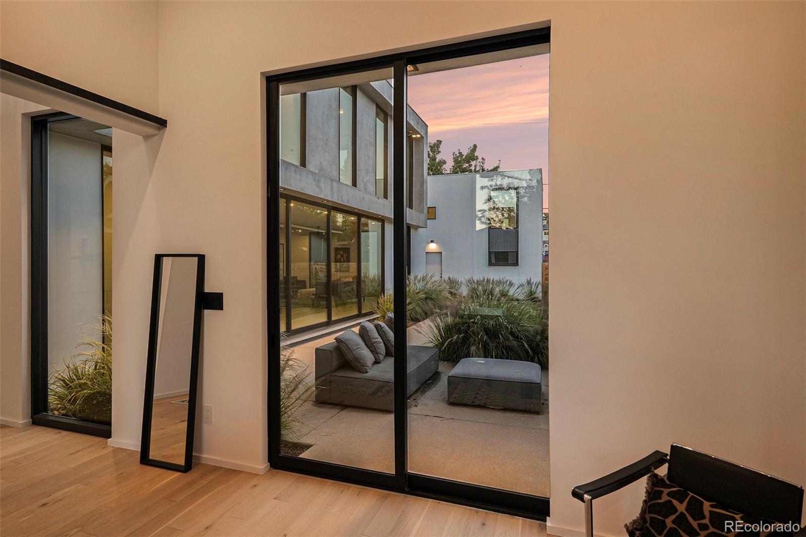 MLS Image #22 for 1626 s sherman street,denver, Colorado