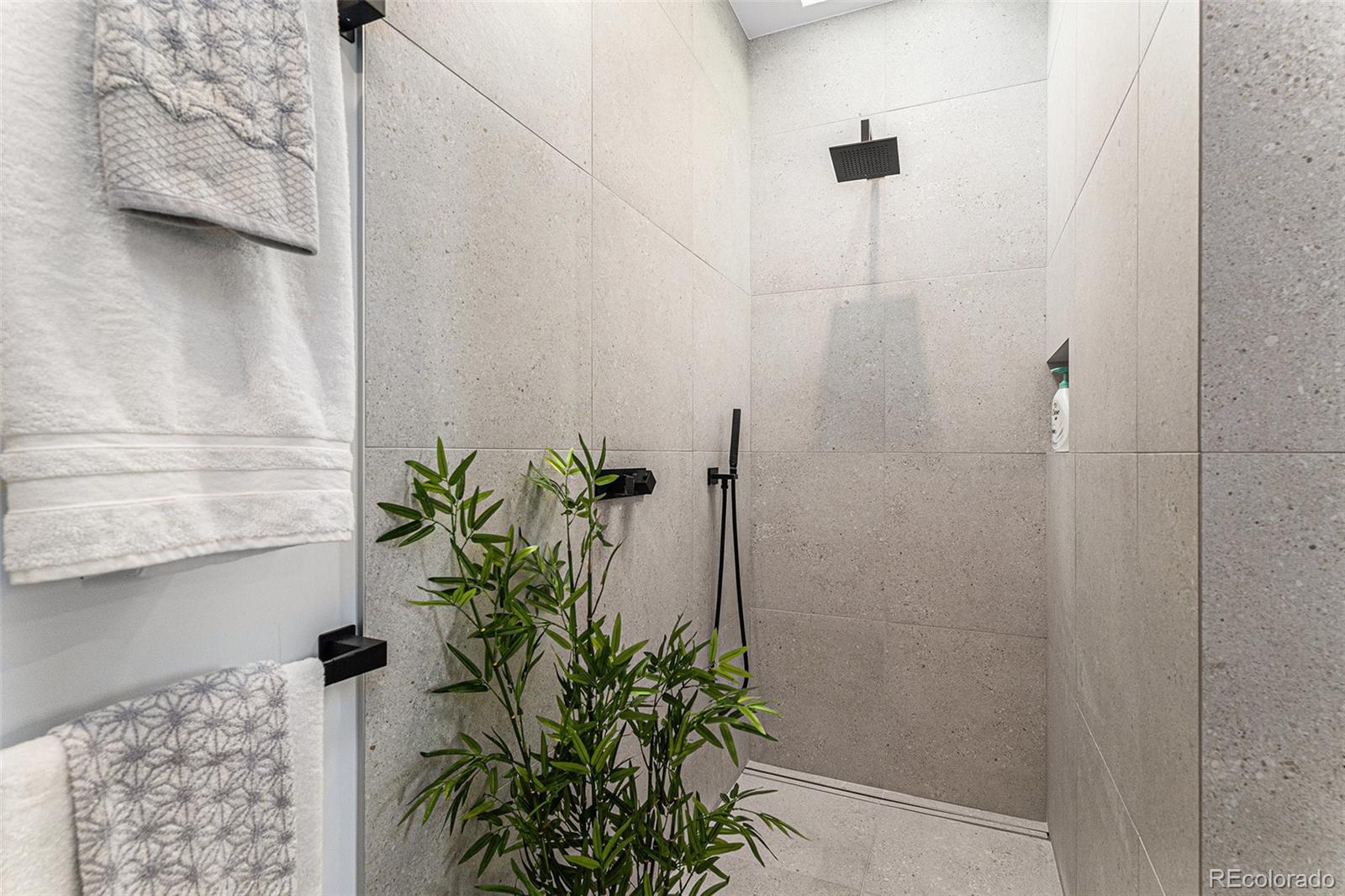 MLS Image #28 for 1626 s sherman street,denver, Colorado
