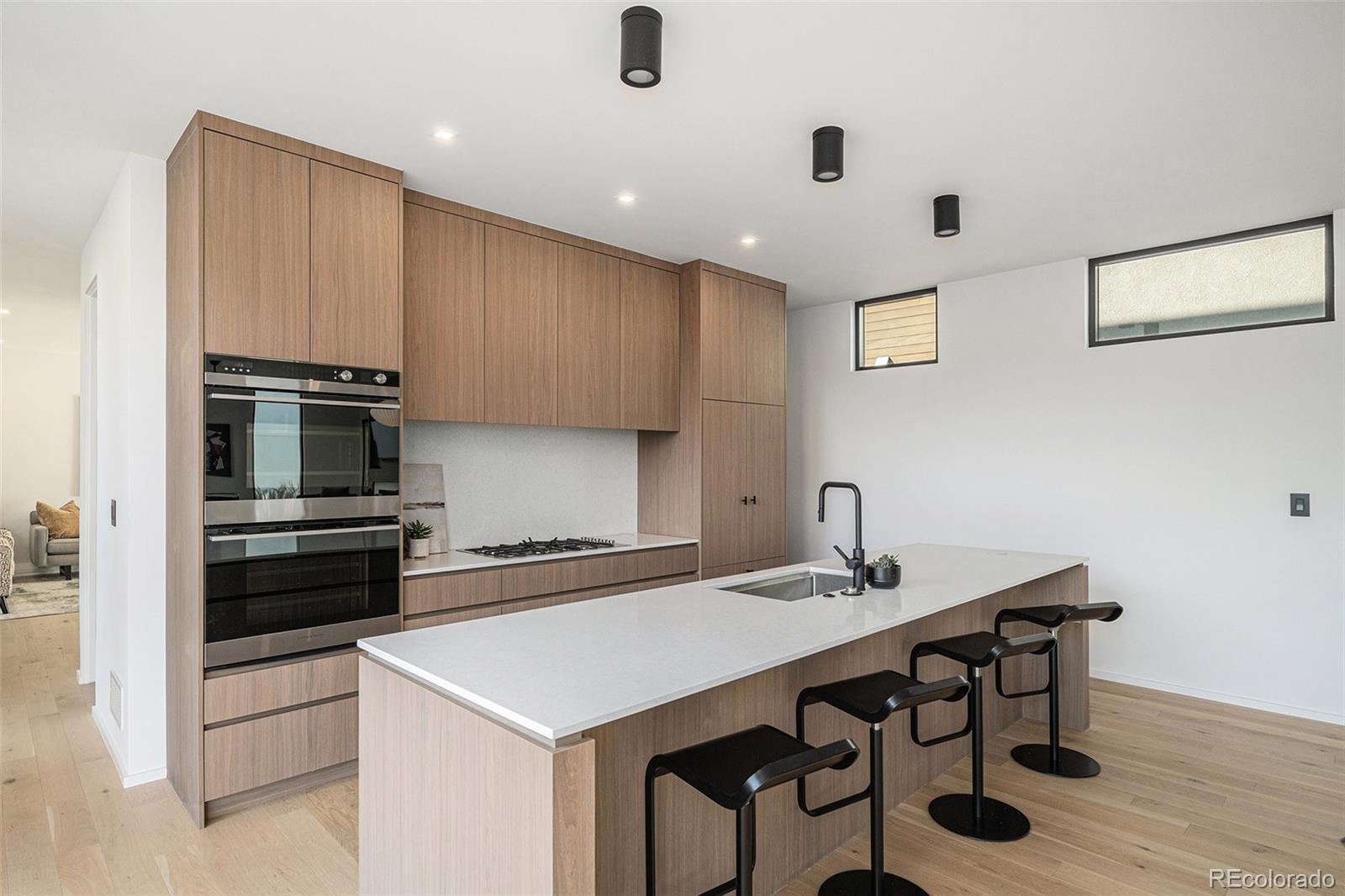 MLS Image #7 for 1626 s sherman street,denver, Colorado